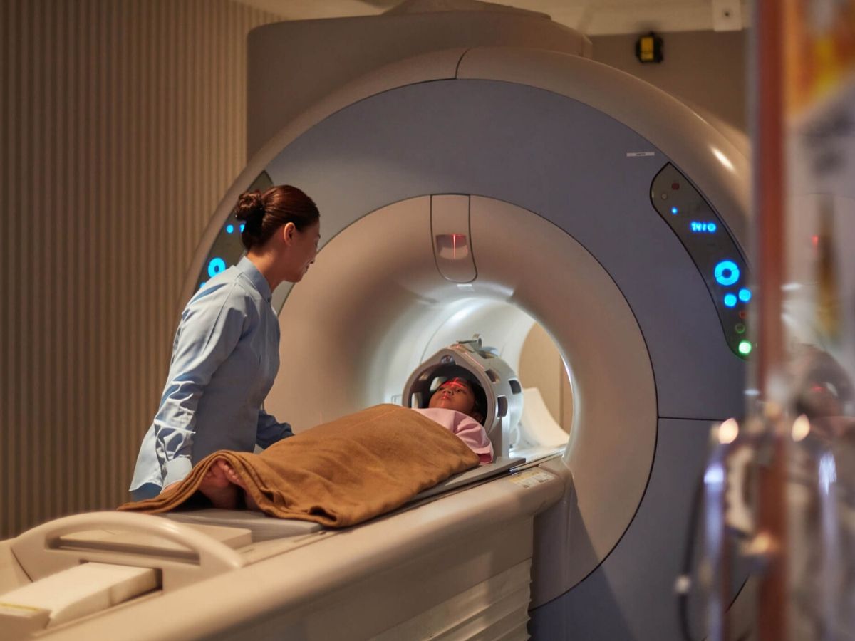 An ordinary horizontal MRI scan often cannot reveal damage caused by whiplash